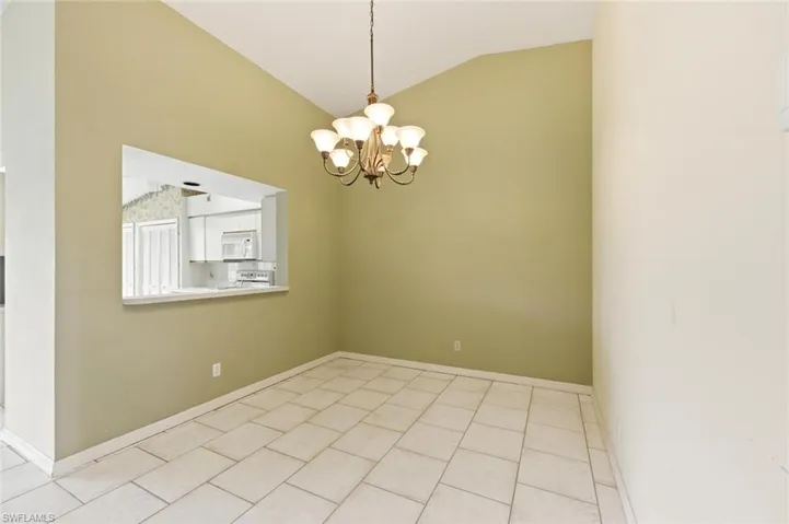 7380 Saint Ives Way 1305, Naples, Florida 34104