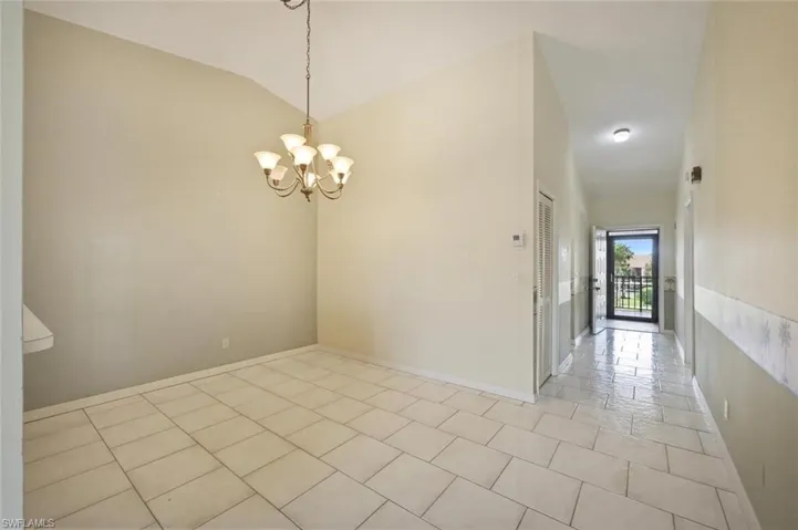 7380 Saint Ives Way 1305, Naples, Florida 34104