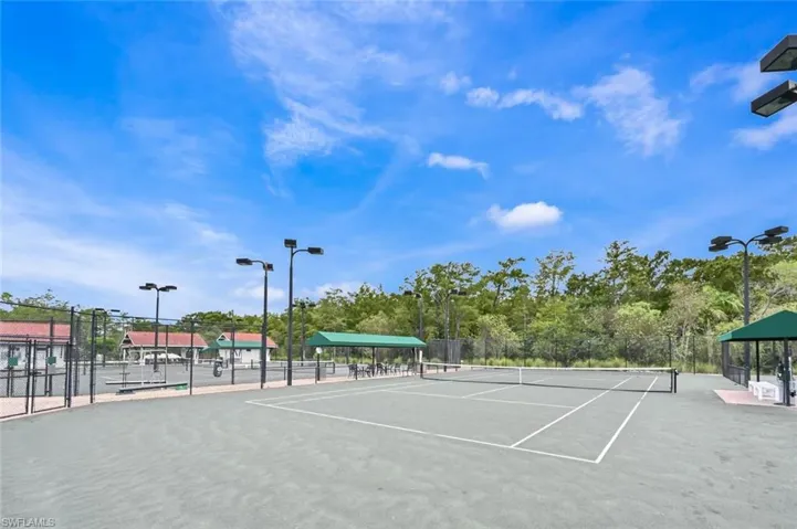 7380 Saint Ives Way 1305, Naples, Florida 34104