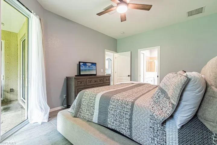 12822 Ivory Stone Loop, Fort Myers, Florida 33913