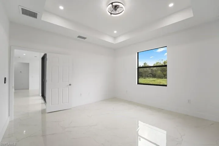 724 Kari Cir, Lehigh Acres, Florida 33974