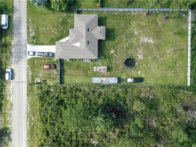 Aerial view of property and surrounding area