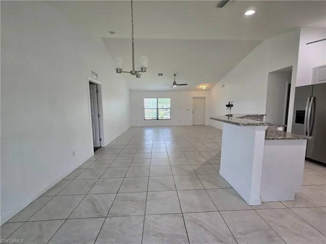 329 Sw 21st Ln, Cape Coral, Florida 33991