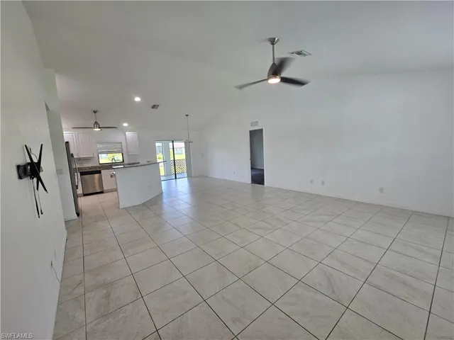 329 Sw 21st Ln, Cape Coral, Florida 33991