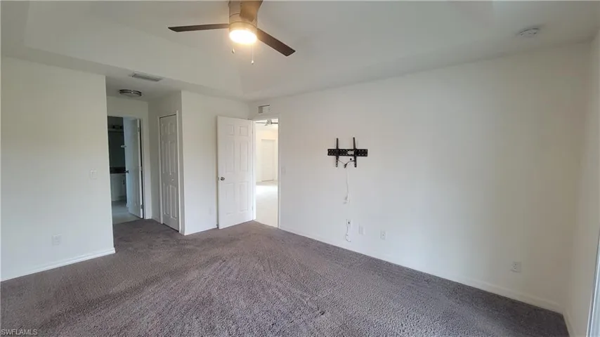 329 Sw 21st Ln, Cape Coral, Florida 33991