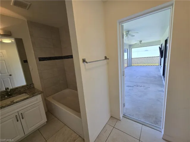 329 Sw 21st Ln, Cape Coral, Florida 33991