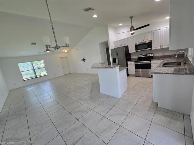 329 Sw 21st Ln, Cape Coral, Florida 33991