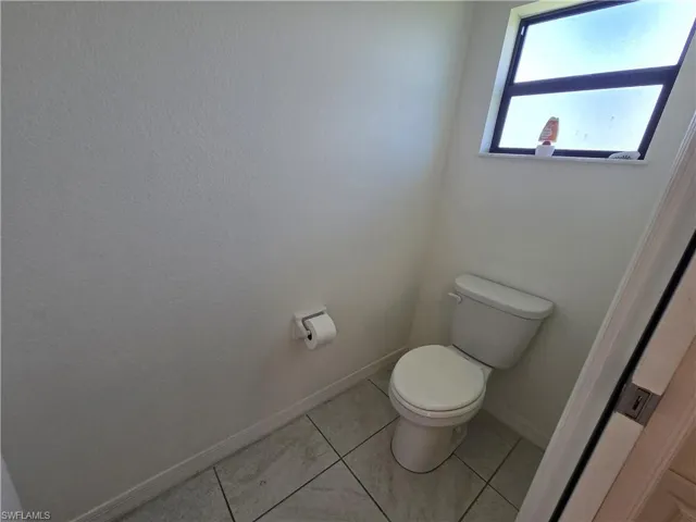 329 Sw 21st Ln, Cape Coral, Florida 33991