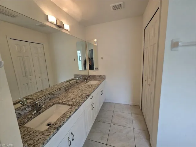 329 Sw 21st Ln, Cape Coral, Florida 33991