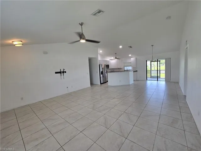 329 Sw 21st Ln, Cape Coral, Florida 33991