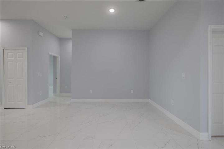 6014  Ida N AVE, Lehigh Acres, FL 33971