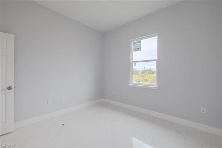 6014  Ida N AVE, Lehigh Acres, FL 33971