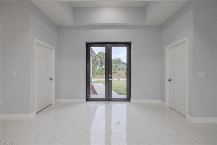 6014  Ida N AVE, Lehigh Acres, FL 33971