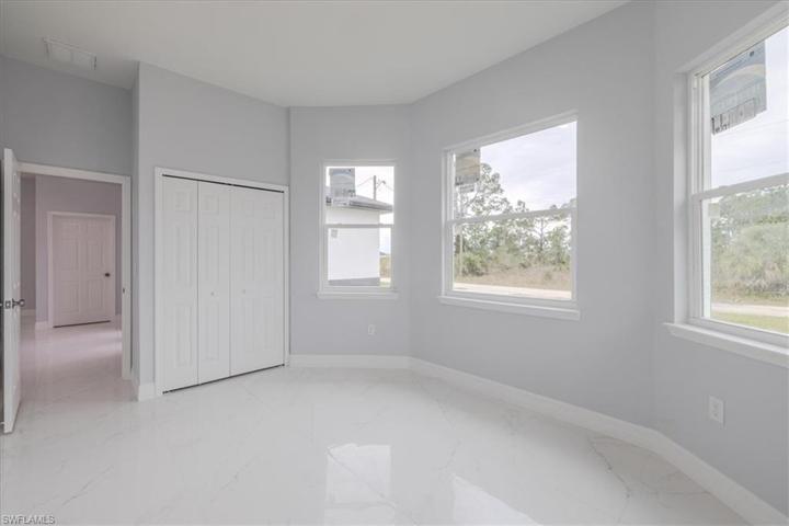6014  Ida N AVE, Lehigh Acres, FL 33971