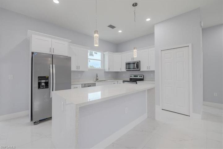 6014  Ida N AVE, Lehigh Acres, FL 33971