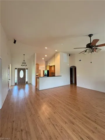 4609  Skates  CIR, Fort Myers, FL 33905