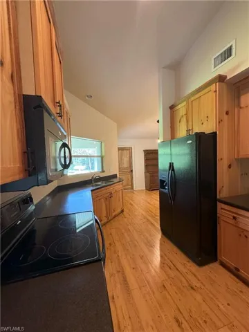 4609  Skates  CIR, Fort Myers, FL 33905