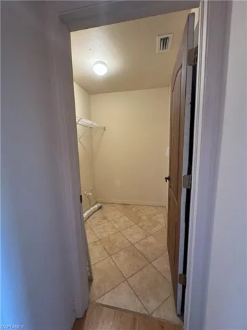 4609  Skates  CIR, Fort Myers, FL 33905