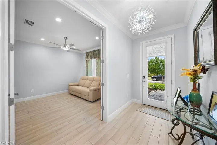 4048 Pegasus Way, Naples, Florida 34120