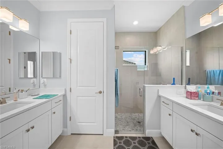 4048 Pegasus Way, Naples, Florida 34120