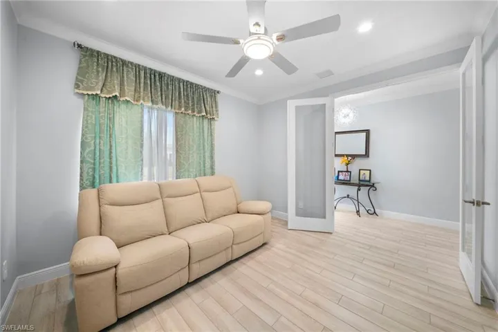 4048 Pegasus Way, Naples, Florida 34120