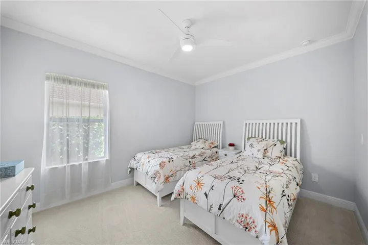 4048 Pegasus Way, Naples, Florida 34120