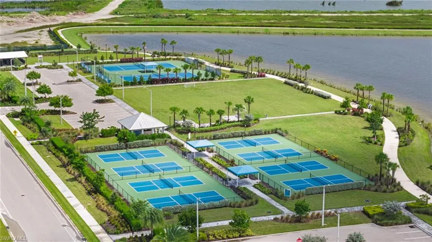 4048 Pegasus Way, Naples, Florida 34120