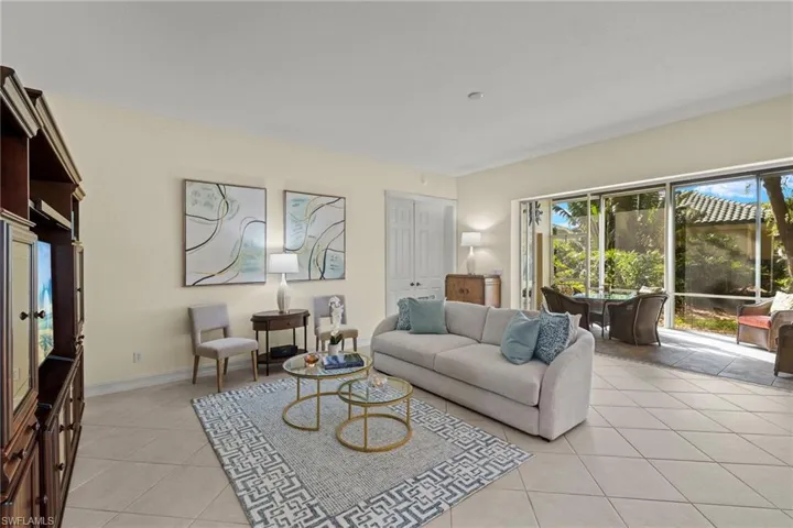 24654  Canary Island  CT, Bonita Springs, FL 34134