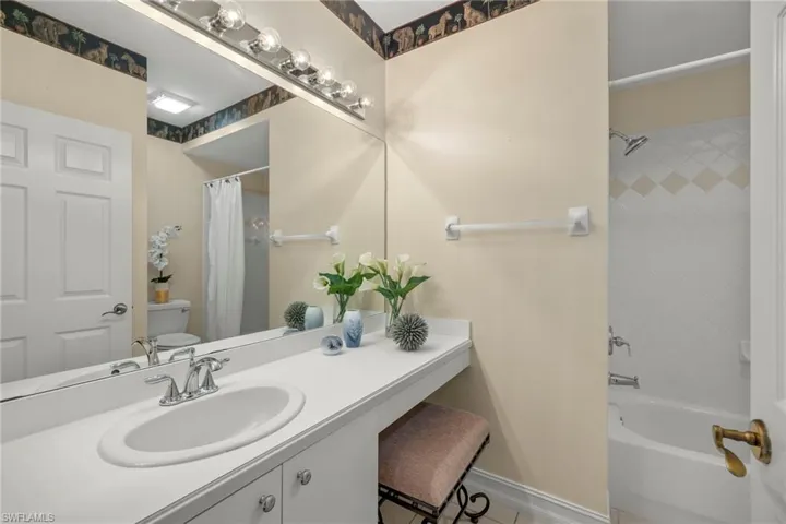 24654  Canary Island  CT, Bonita Springs, FL 34134