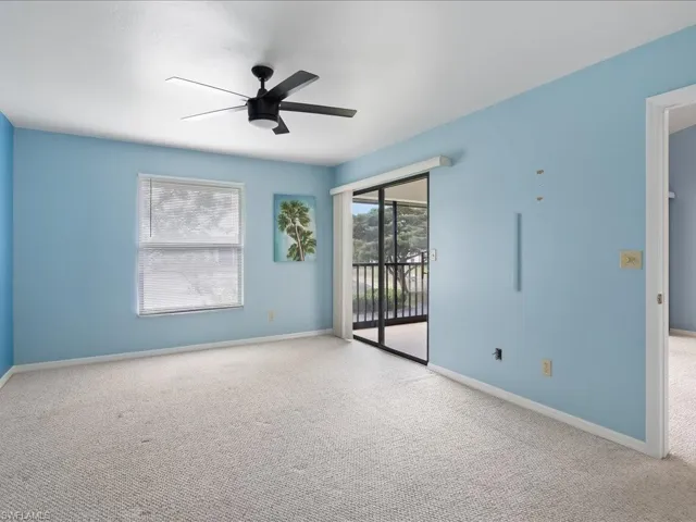 Master Bedroom w/ Access to Lanai
