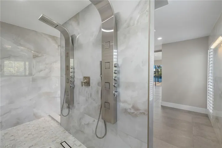 Dual Shower Heads