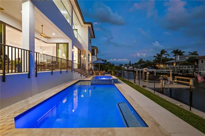 388  Pine  AVE, Naples, FL 34108