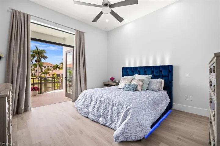 388  Pine  AVE, Naples, FL 34108