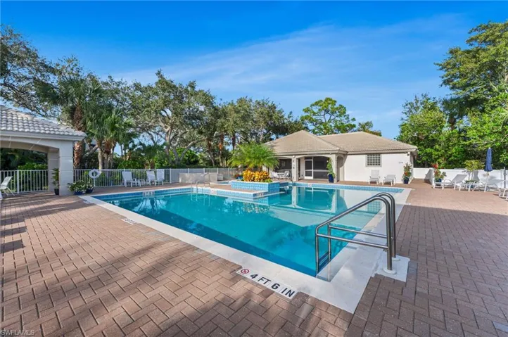 Community pool area.  So nice that it is a quick walk to sunbathe and take a refreshing dip in the pool