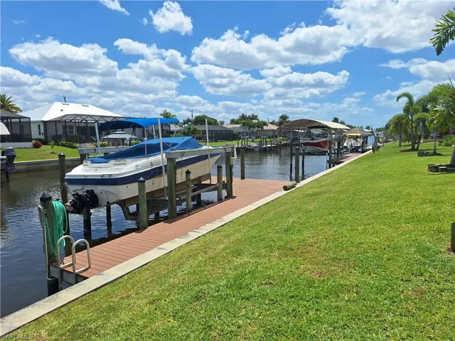 3413 Se 18th Ave, Cape Coral, Florida 33904