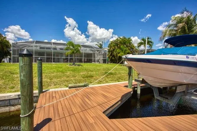 3413 Se 18th Ave, Cape Coral, Florida 33904