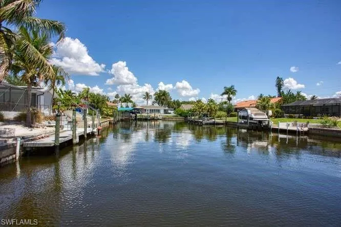 3413 Se 18th Ave, Cape Coral, Florida 33904