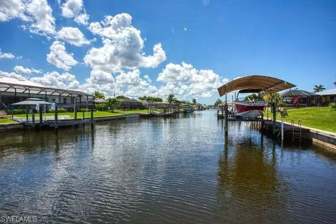 3413 Se 18th Ave, Cape Coral, Florida 33904