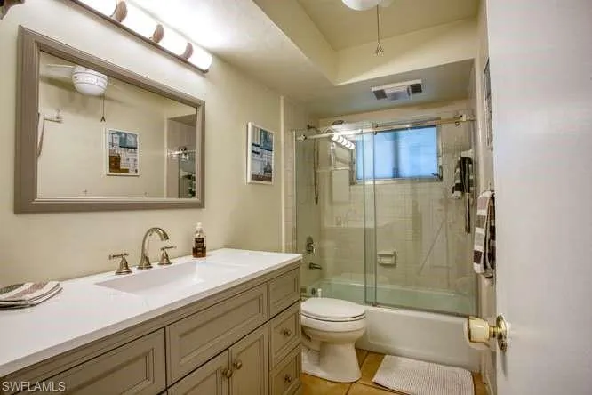 3413 Se 18th Ave, Cape Coral, Florida 33904