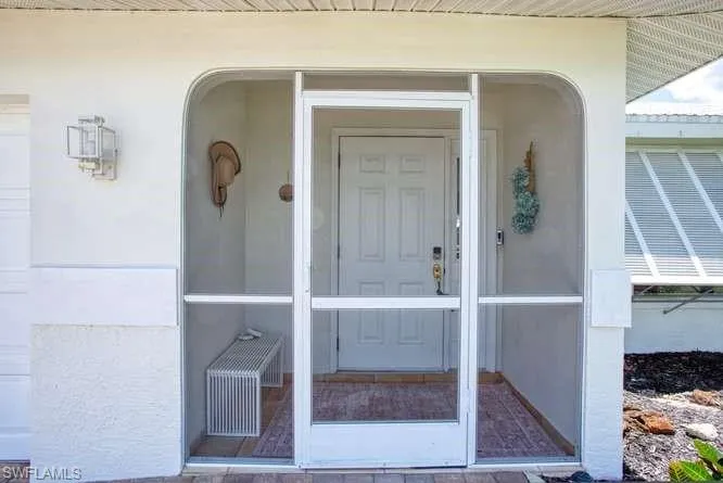 3413 Se 18th Ave, Cape Coral, Florida 33904