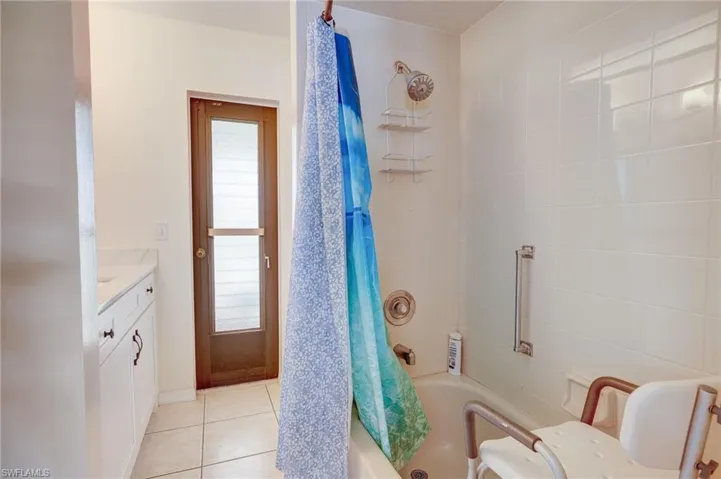 230 SW 43rd  TER, Cape Coral, FL 33914