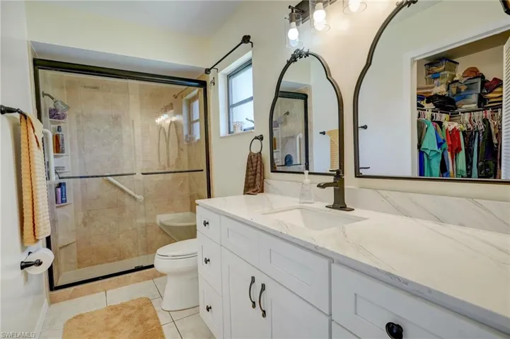 230 SW 43rd  TER, Cape Coral, FL 33914