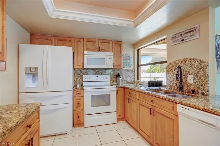230 SW 43rd  TER, Cape Coral, FL 33914