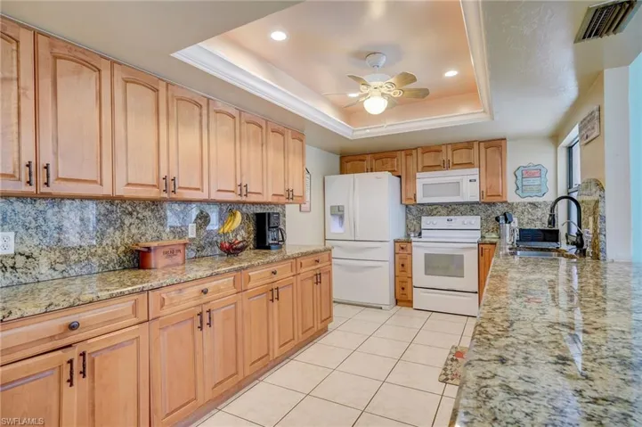 230 SW 43rd  TER, Cape Coral, FL 33914