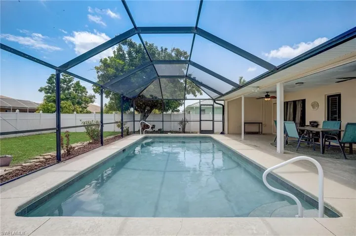230 SW 43rd  TER, Cape Coral, FL 33914