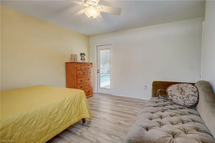 230 SW 43rd  TER, Cape Coral, FL 33914