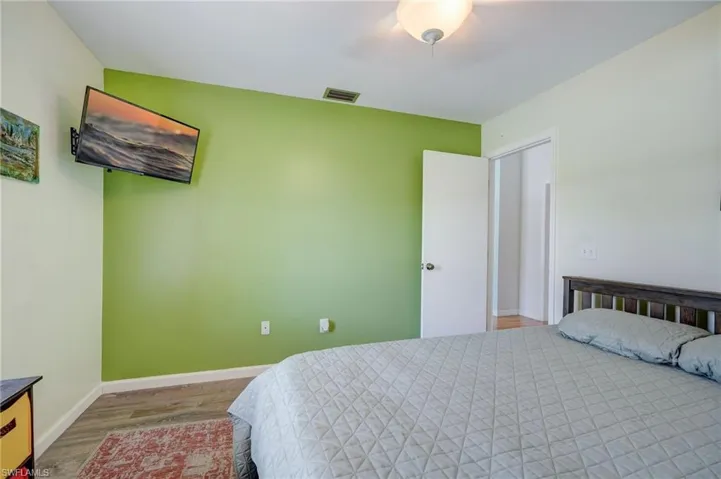 230 SW 43rd  TER, Cape Coral, FL 33914
