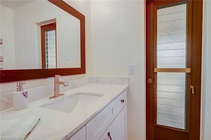 230 SW 43rd  TER, Cape Coral, FL 33914