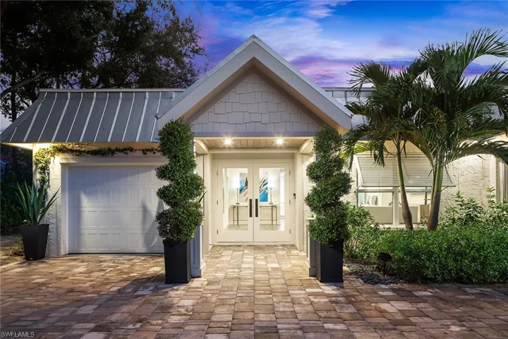 4834  West  BLVD, Naples, FL 34103