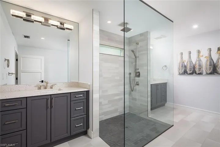 4834  West  BLVD, Naples, FL 34103